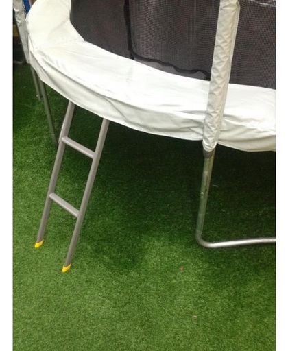 Trampoline ladder / trapje grijs van staal