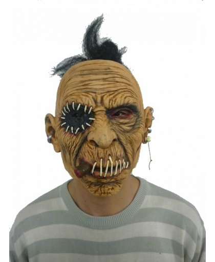 Halloween Horror thema maskers man met dichtgenaaide mond