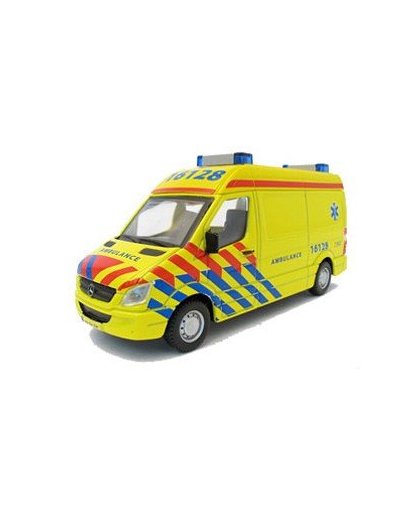 Bburago Mercedes-Benz Sprinter: Ambulance NL 1:50