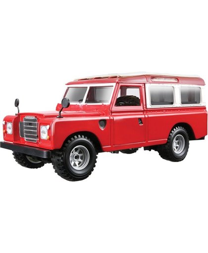 Land Rover 110 1:24 rood