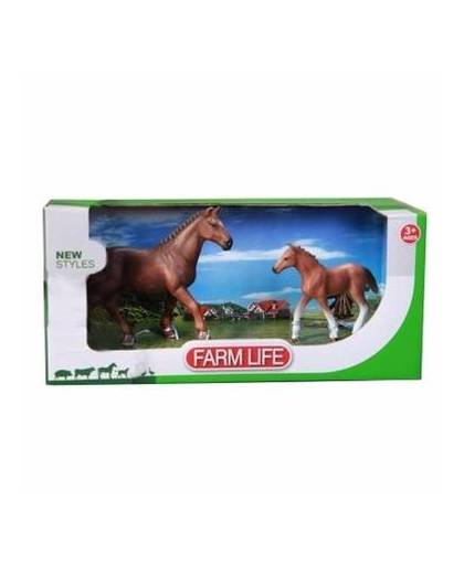 Mustang paard met veulen plastic