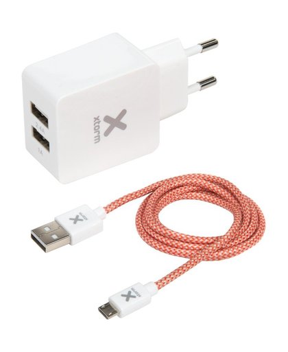Micro USB kabel + AC Adapter