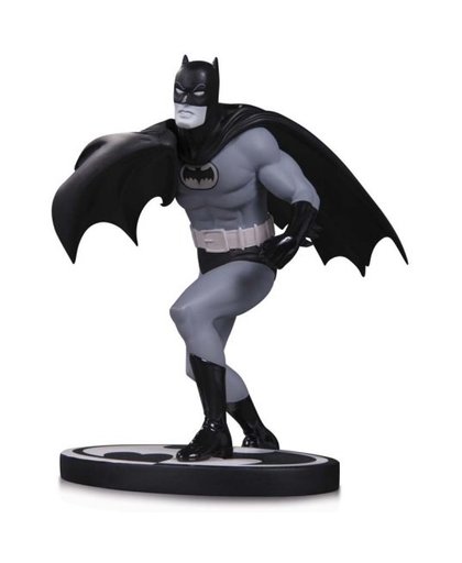 Batman Black & White Statue: Batman by Infantino