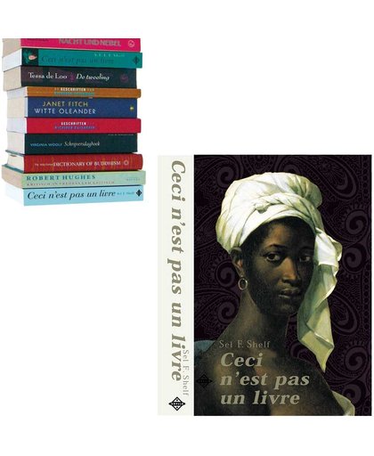 Zwevende boekenplank Ceci n'est pas un livre | vrouw crème