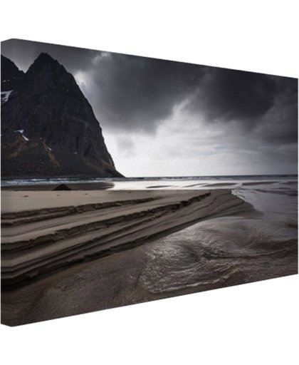 Donkere lucht boven strand Canvas 80x60 cm - Foto print op Canvas schilderij (Wanddecoratie)