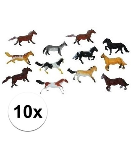 Setje van 10x stuks plastic paardjes van 6 cm