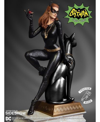 DC Comics: Batman 66 TV - Catwoman Ruby Edition Variant Statue
