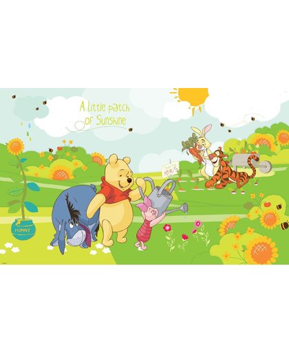 Fotobehang Disney Winnie Pooh Eeyore Piglet Tigger | L - 152.5cm x 104cm | 130g/m2 Vlies