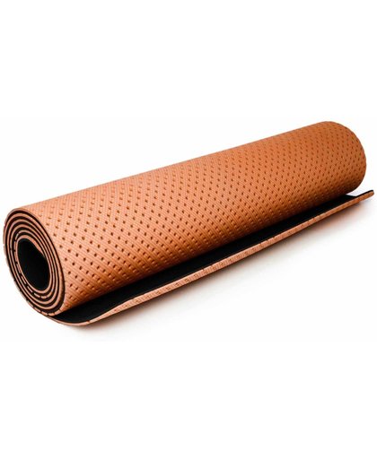Yogamat »Suri« eco-vriendelijke hypo-allergene TPE yogamat, zacht, non-slip, duurzaam, huidvriendelijk, slijtvast, ideaal voor alle yoga docenten, yogi's, pilates, aerobics, yoga. Afmetingen: 183x61x0,5 cm, verkrijgbaar in vele kleuren : oranje