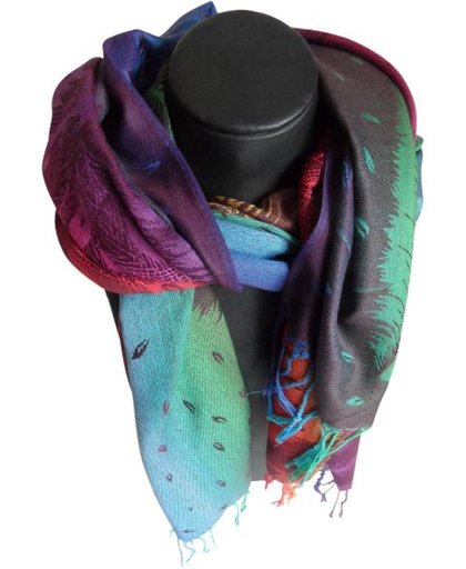 Mooie hippe sjaal van pashmina pauwen veren mix kleuren lengte 180 cm breedte 70 cm versierd met franjes.