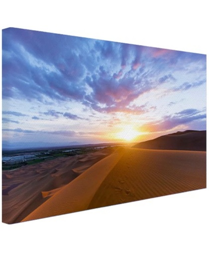 Woestijn tijdens zonsopkomst Canvas 120x80 cm - Foto print op Canvas schilderij (Wanddecoratie)