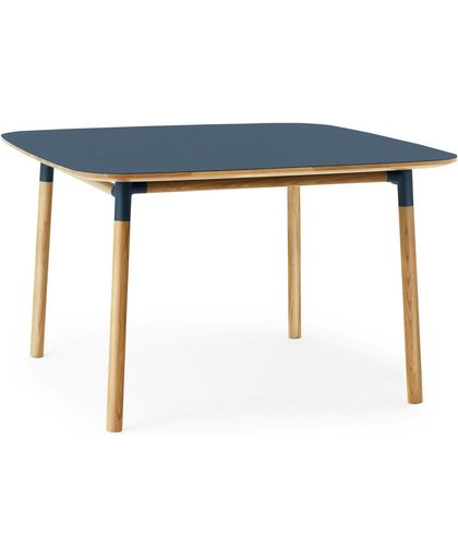 Normann Copenhagen Form Table tafel blauw 120x120