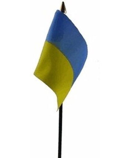 Oekraine mini vlaggetje op stok 10 x 15 cm