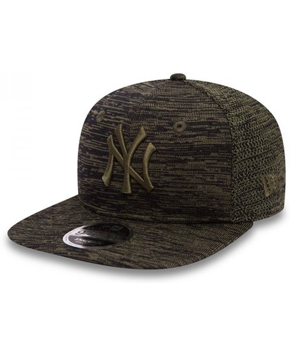 New Era Snapback Cap 9FIFTY Engineered Fit NY Yankees Olijf groen