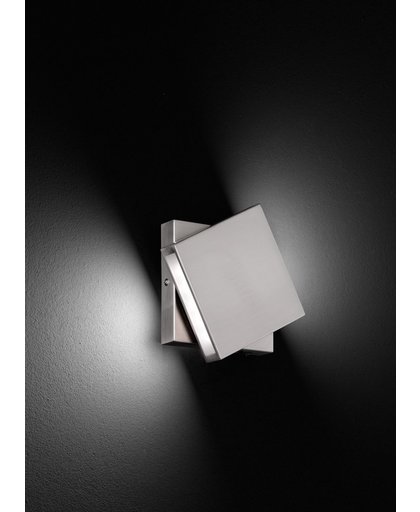 TRIO, Wand lamp, Rotario incl. 2 x LED,SMD,5,0 Watt,3000K,450 Lm. Armatuur: Metaal, Nikkel mat L:14,0cm, H:14,0cm, Ø:6,0cm Schakelaar,Draaibaar,Lichtpunt boven en onder,Wand montage