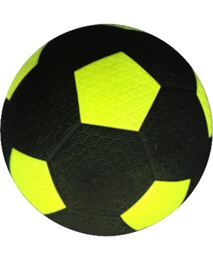 Rubberen straatvoetbal geel maat 5 - met profiel