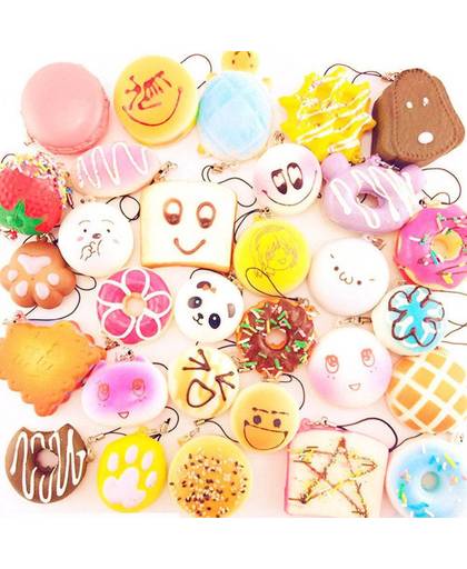 30 Stks/pak Squishy Trage Stijgende Adorable Brood Cake Broodje Hanger Donut Charme Squishies Speelgoed Stretchy Squeeze Crème Scented Strap
