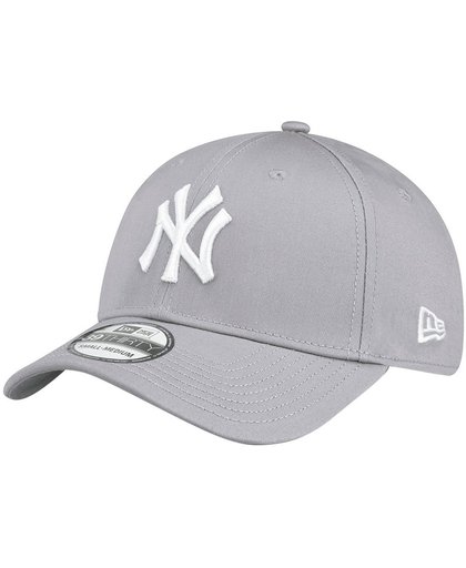 New Era Cap NY Yankees Essential Grey 39THIRTY - Maat S-M