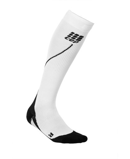 CEP progressive+ run socks 2.0 women, compressiekousen wit/zwart, II - kuit omtrek 25-32cm