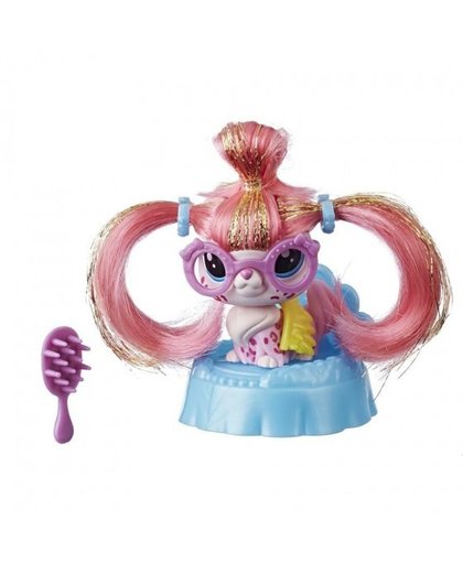 Hasbro Littlest Pet Shop speelset Ada Fluffpop 9 cm roze