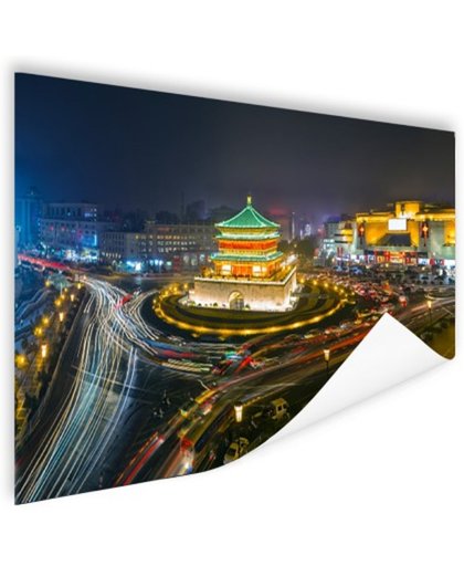 FotoCadeau.nl - Klokkentoren Xian met verkeer Poster 90x60 cm - Foto print op Poster (wanddecoratie)