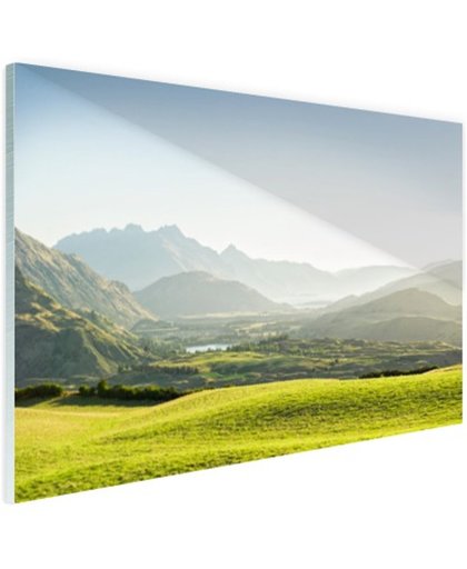 FotoCadeau.nl - Heuvellandschap Nieuw-Zeeland  Glas 30x20 cm - Foto print op Glas (Plexiglas wanddecoratie)
