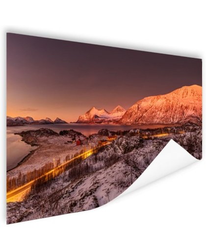 FotoCadeau.nl - Arctische zonsondergang over Kvaloya Poster 60x40 cm - Foto print op Poster (wanddecoratie)