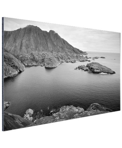 FotoCadeau.nl - Scandinavische kust zwart-wit  Aluminium 60x40 cm - Foto print op Aluminium (metaal wanddecoratie)