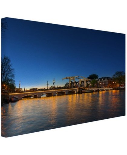 Magere brug over de Amstel Canvas 180x120 cm - Foto print op Canvas schilderij (Wanddecoratie)