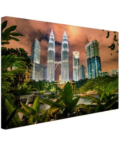 Petronas Towers by night Canvas 180x120 cm - Foto print op Canvas schilderij (Wanddecoratie)