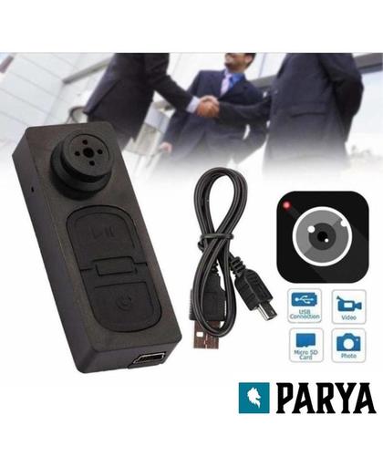 Parya Knoop camera