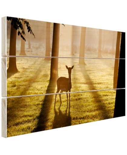 FotoCadeau.nl - Hert in het bos foto afdruk Hout 120x80 cm - Foto print op Hout (Wanddecoratie)