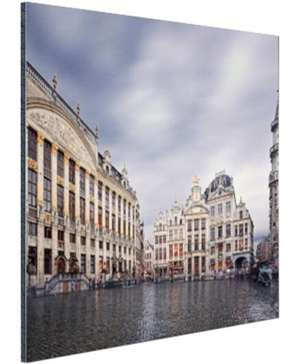 FotoCadeau.nl - Regenachtige Grote Markt Brussel Aluminium 60x40 cm - Foto print op Aluminium (metaal wanddecoratie)