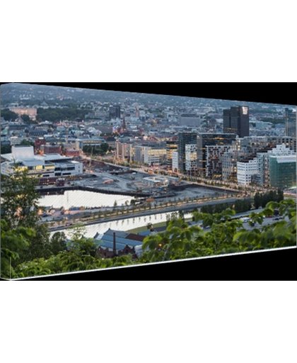 FotoCadeau.nl - Oslo centrum Noorwegen Canvas 80x60 cm - Foto print op Canvas schilderij (Wanddecoratie)