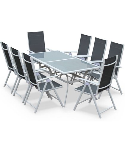 Tuintafel 8 stoelen van aluminium en textileen