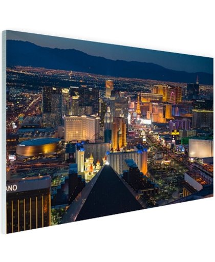 FotoCadeau.nl - Luchtfoto verlicht stadsbeeld Las Vegas Glas 30x20 cm - Foto print op Glas (Plexiglas wanddecoratie)