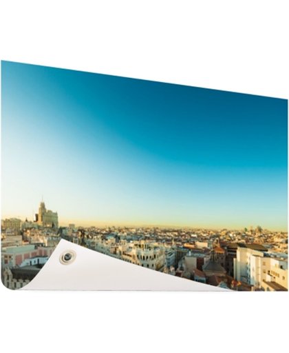 FotoCadeau.nl - Een luchtfoto van Madrid met mooie lucht Tuinposter 120x80 cm - Foto op Tuinposter (tuin decoratie)