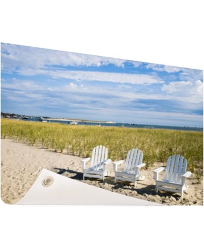 FotoCadeau.nl - Drie typische strandstoelen op strand Tuinposter 120x80 cm - Foto op Tuinposter (tuin decoratie)