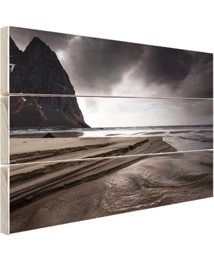 FotoCadeau.nl - Donkere lucht boven strand Hout 120x80 cm - Foto print op Hout (Wanddecoratie)