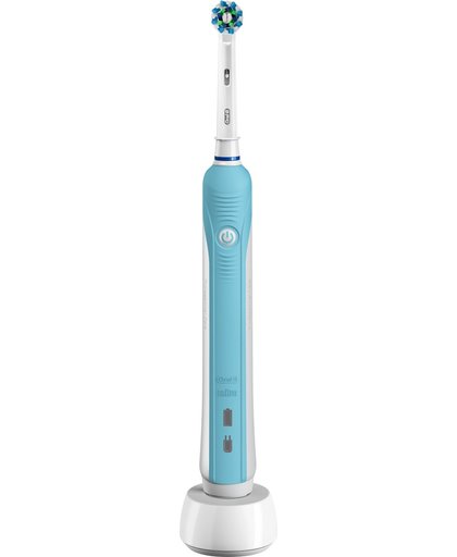 Oral-B Cross Action 700