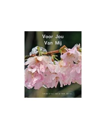 Voor jou van mij. gedichten en foto's, José van Amstel-Reurekas, Hardcover
