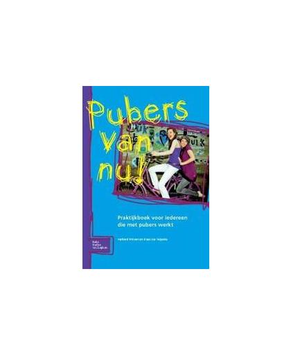 Pubers van nu. praktijkboek voor iedereen die met pubers werkt, Terpstra, Klaas Jan, Paperback