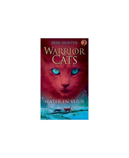 Water en vuur. Warrior Cats, Hunter, Erin, Hardcover