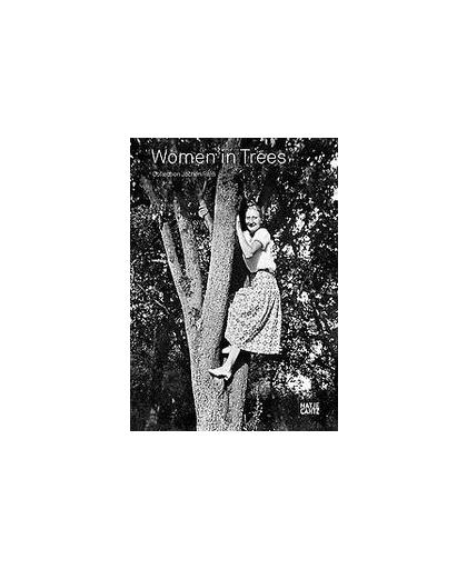 Women in Trees. (E), Raiß, Jochen, Hardcover