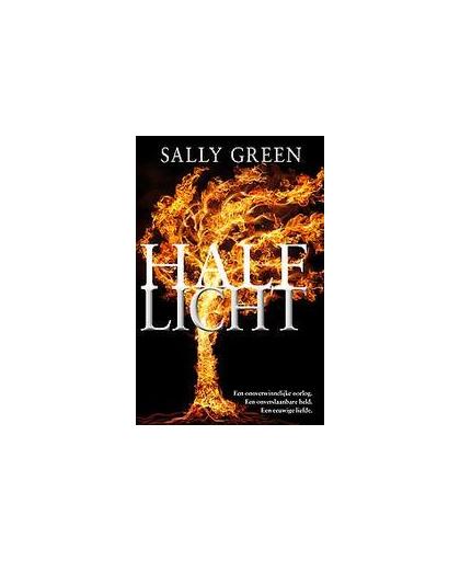 Half licht. Sally Green, Paperback