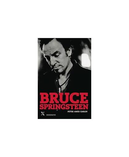 Bruce Springsteen BY PETER AMES CARLIN - DUTCH TRANSLATION - PAPERBACK. Peter Ames Carlin, Paperback