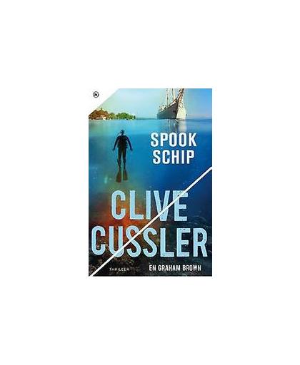Spookschip. Cussler, Clive, Paperback