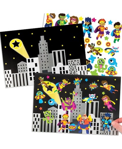 Een vel met een stad bij nacht en stickers van sterrenhelden voor kinderen om te ontwerpen, maken en op te hangen – creatieve stickerknutselset voor kinderen (verpakking van 4)