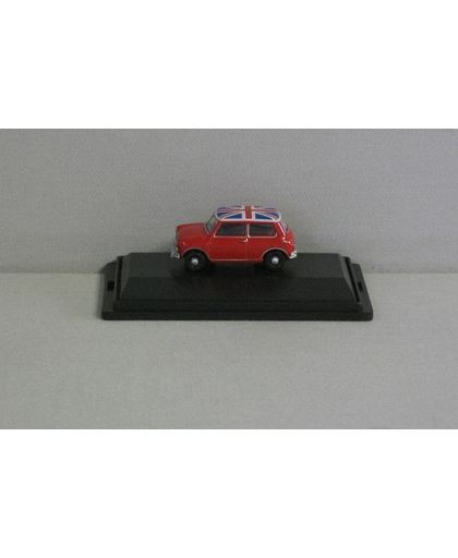 Austin Mini 'Union Jack' 1:76 Oxford Rood / Blauw / Wit 76MN001