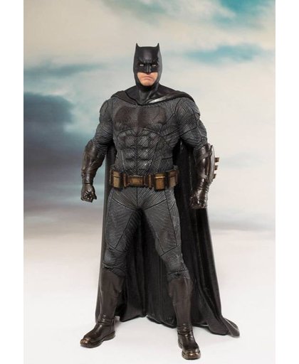 DC Comics: Justice League Movie - Batman Artfx+ PVC Statue